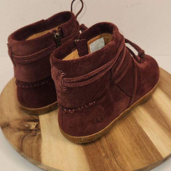UGG Reid Moccasin Bootie Burgandy Ankle Boots Women's Size 8.5 - Picture 5 of 12